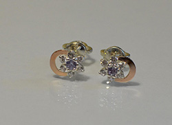 Серьги гвоздики